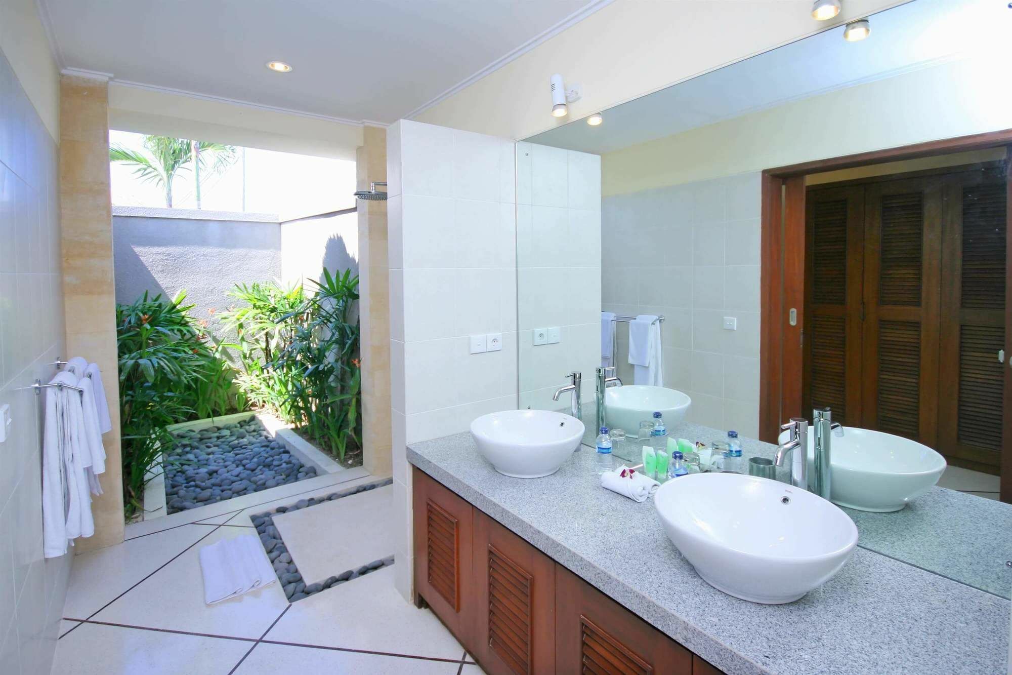 Villa Alam Seminyak Exterior foto